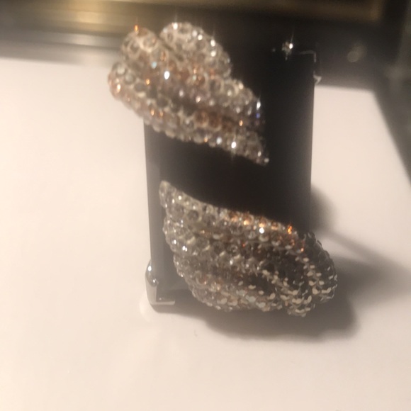 Authentic Swarovski Black Wings cocktail Ring XL Ring s52 - Picture 3 of 8